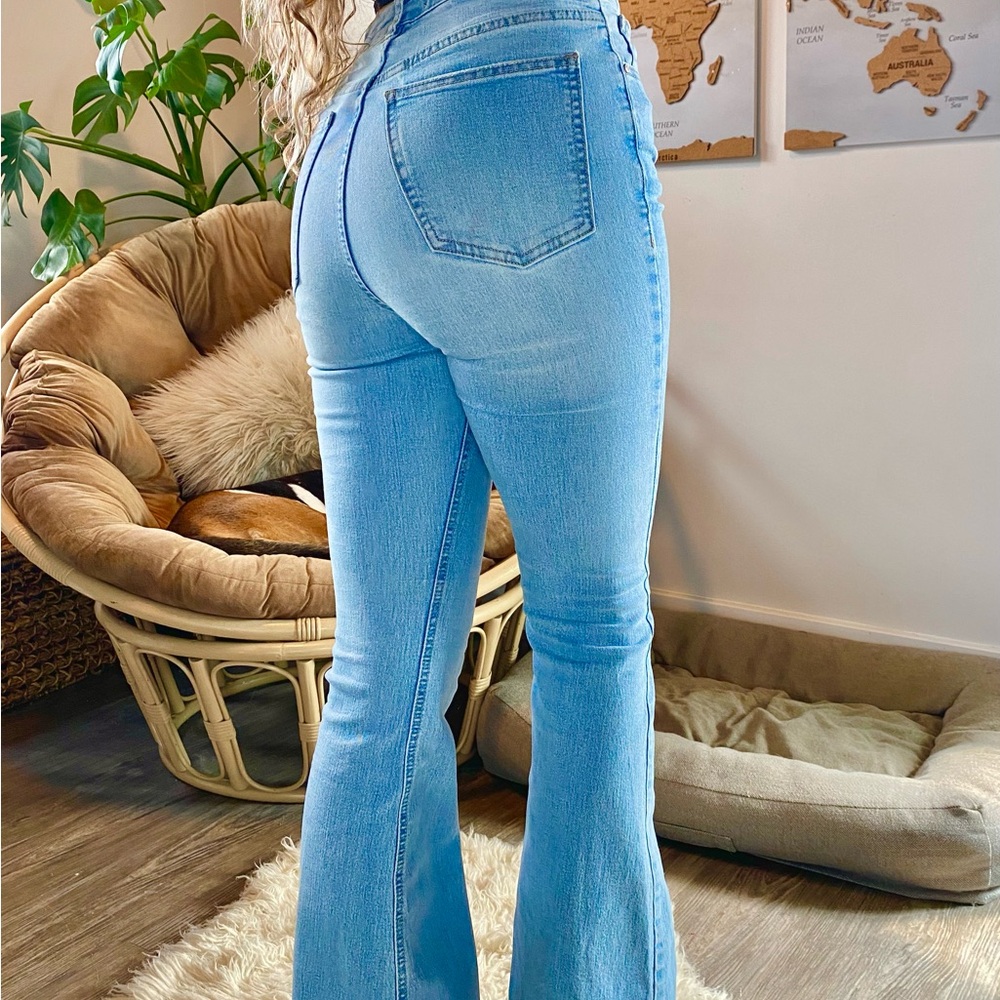 Cotton On Vintage Flare Jeans High Rise Light Wash 4 US / 8 AU